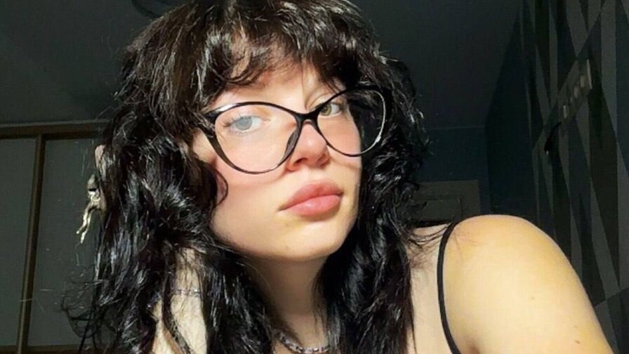 MonicaDani